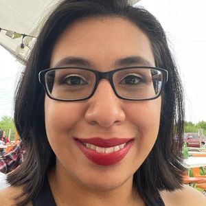 Meet your Posher, Maria